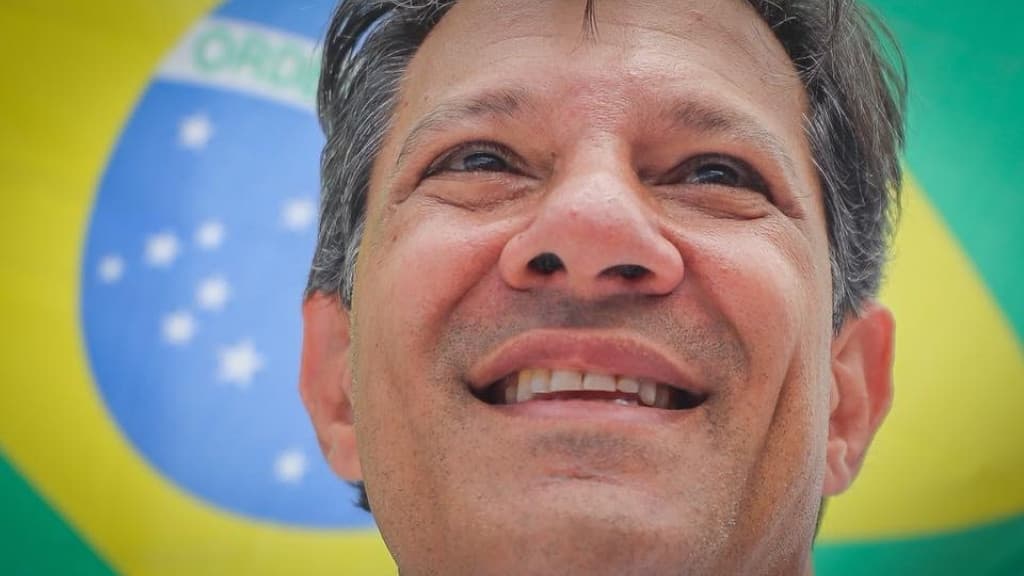 URGENTE: Senado aprova e Brasil está prestes a ter o maior imposto do mundo