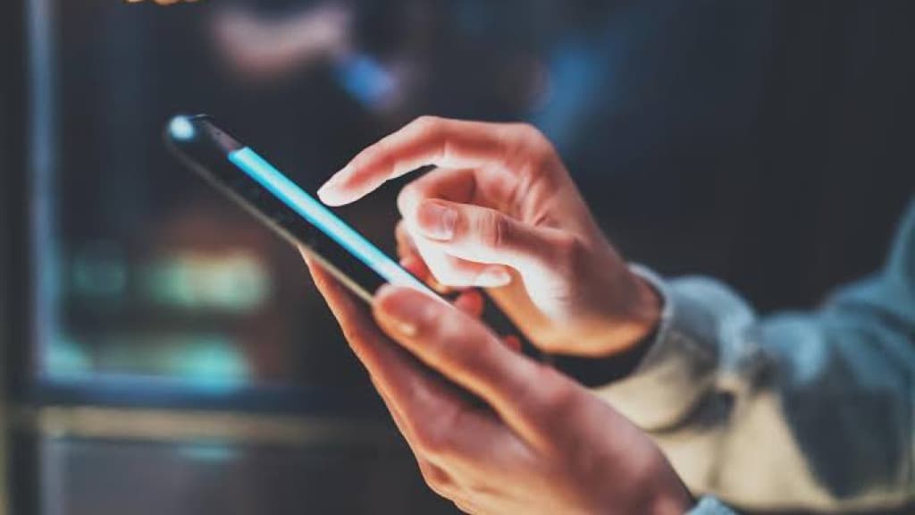 Professor é detido por criar perfis falsos na internet para aliciar alunos
