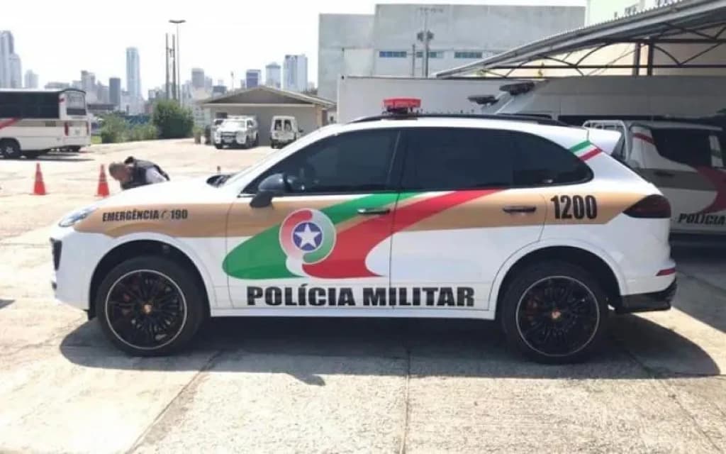 Mesmo após roubar carteira, ladrão esfaqueia olho de vítima em SC