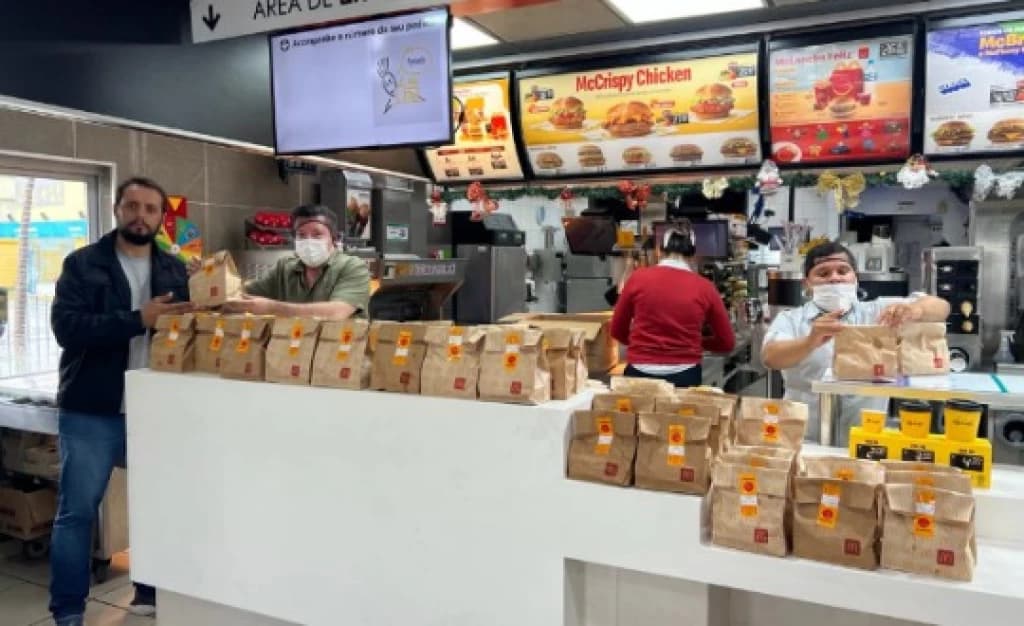 Abrigo de Itapema recebe alimentos do MC Donald”s