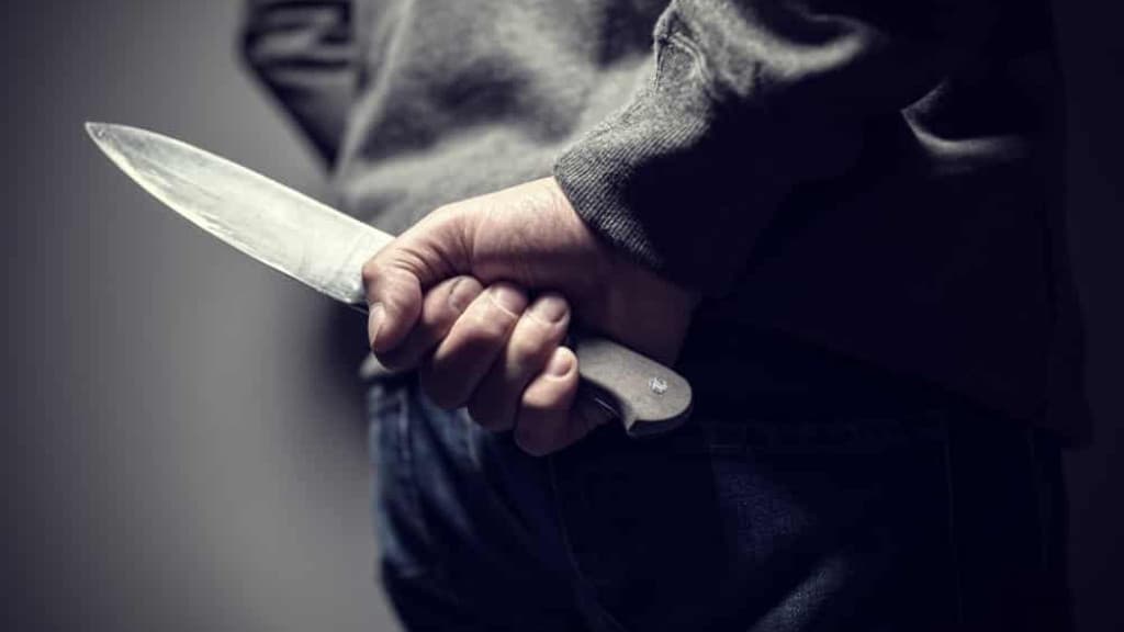 Homem é esfaqueado até a morte em briga de bar em Camboriú