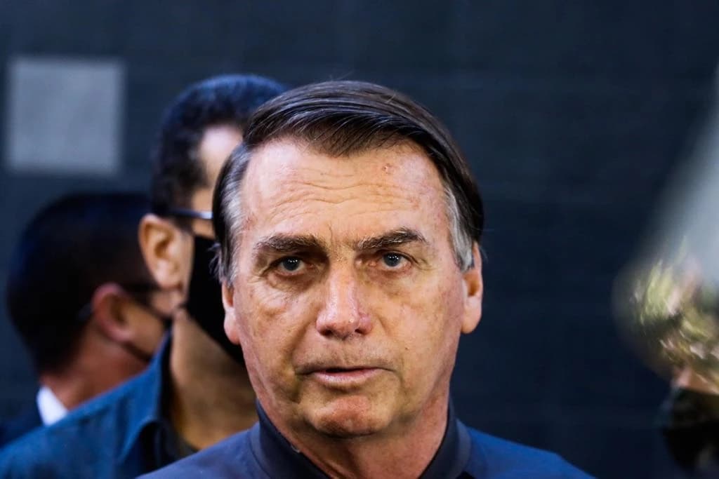URGENTE: Bolsonaro é internado nos Estados Unidos após sentir “dores abdominais”