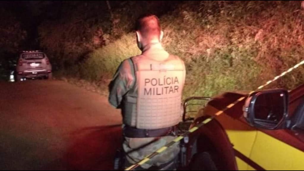Bandido morre em confronto com a PM e um fica ferido em Blumenau
