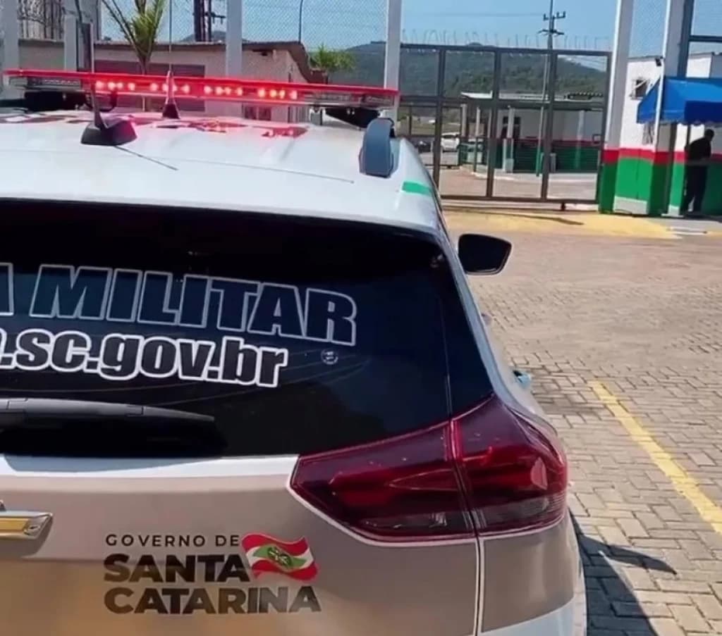 Detento fica sem dinheiro e pede ajuda para voltar à cadeia