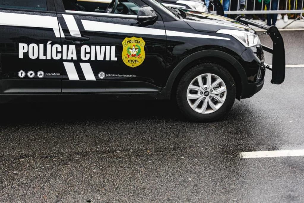 Médico é preso por suspeita de abuso sexual em hospital de Florianópolis
