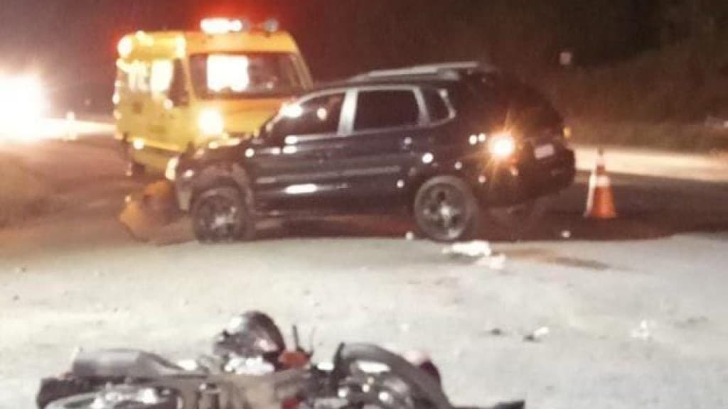 Acidente grave na BR-470 , em SC, deixa dois feridos graves