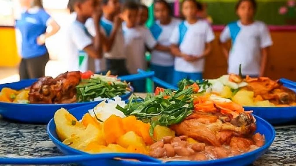 Lanchonete de Tijucas lança “X-Merenda”