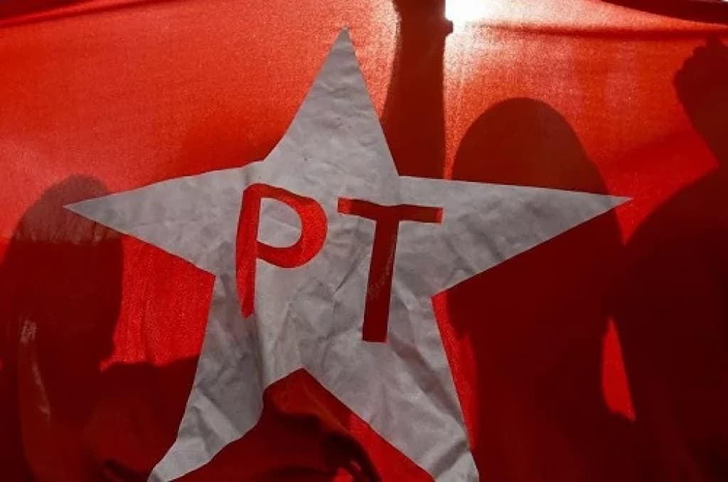 PT deixa de aplicar R$ 150 milhões destinados às candidaturas femininas e de negros
