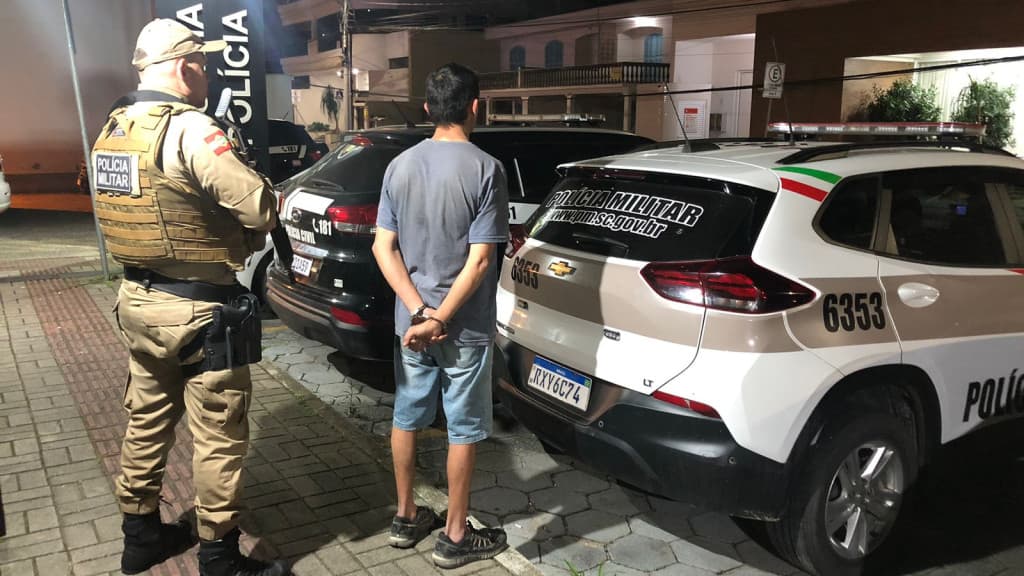 Homem furta bicicleta de R$ 7 mil para trocar por drogas em Tijucas
