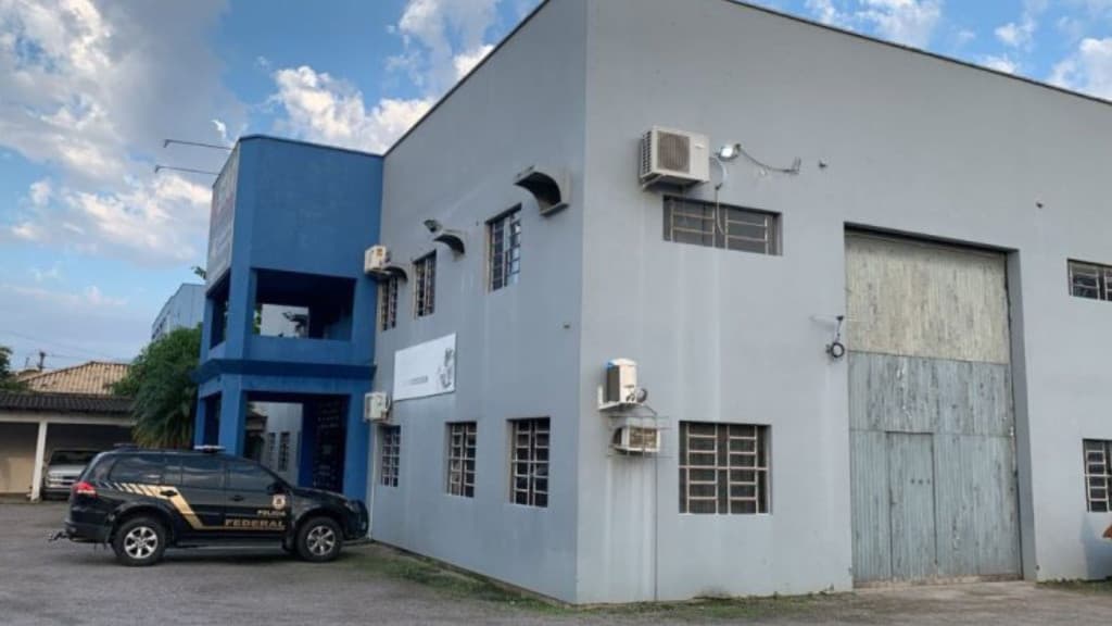 PF bloqueia quase R$ 10 milhões de “associação de proteção veicular” em SC