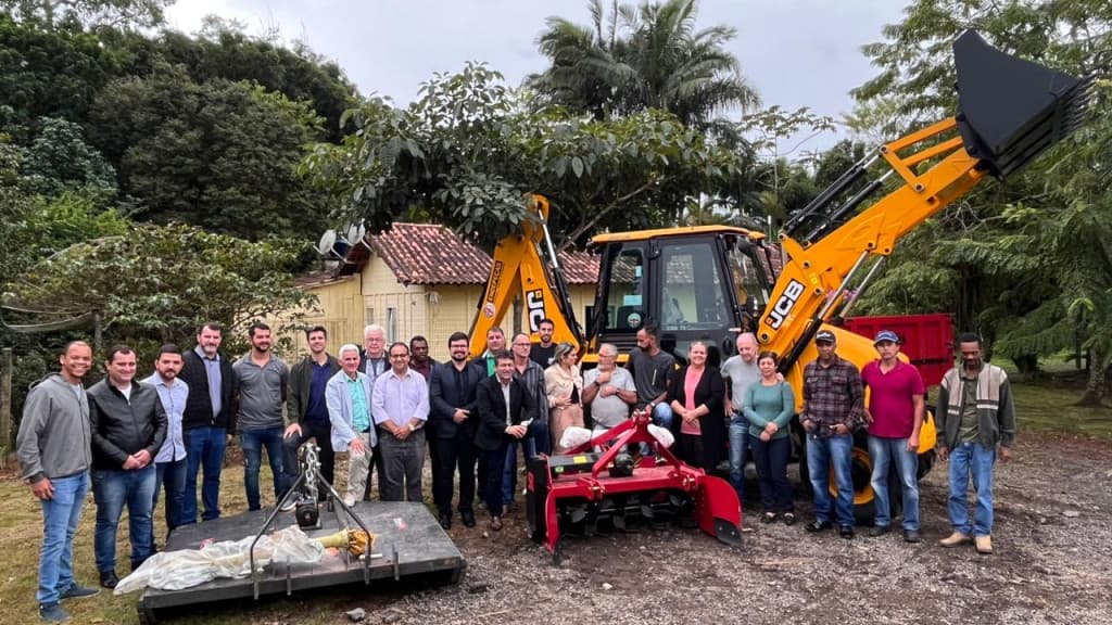 Porto Belo adquire novos equipamentos para apoio aos agricultores