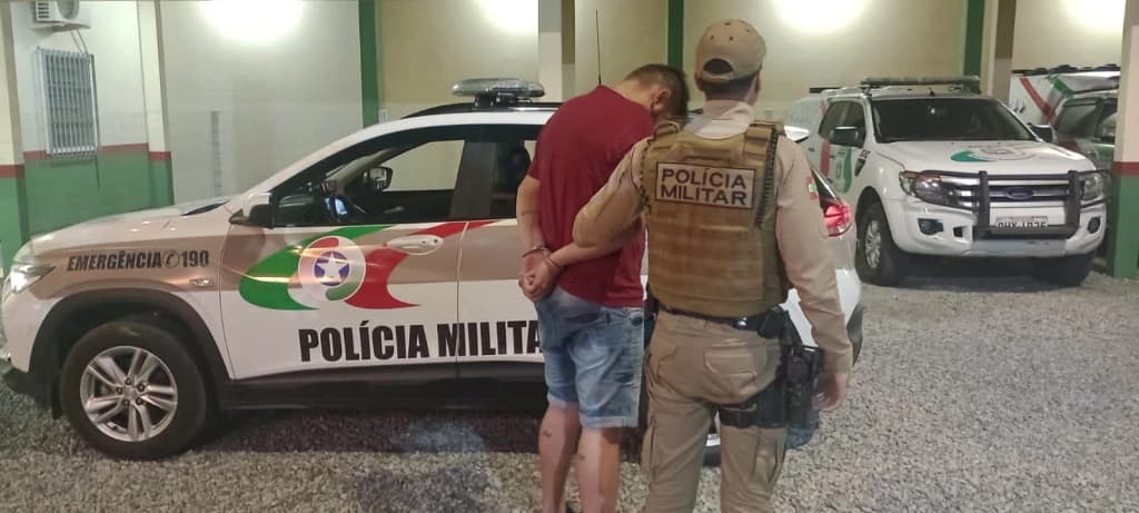 Foragido da justiça é preso em Itapema