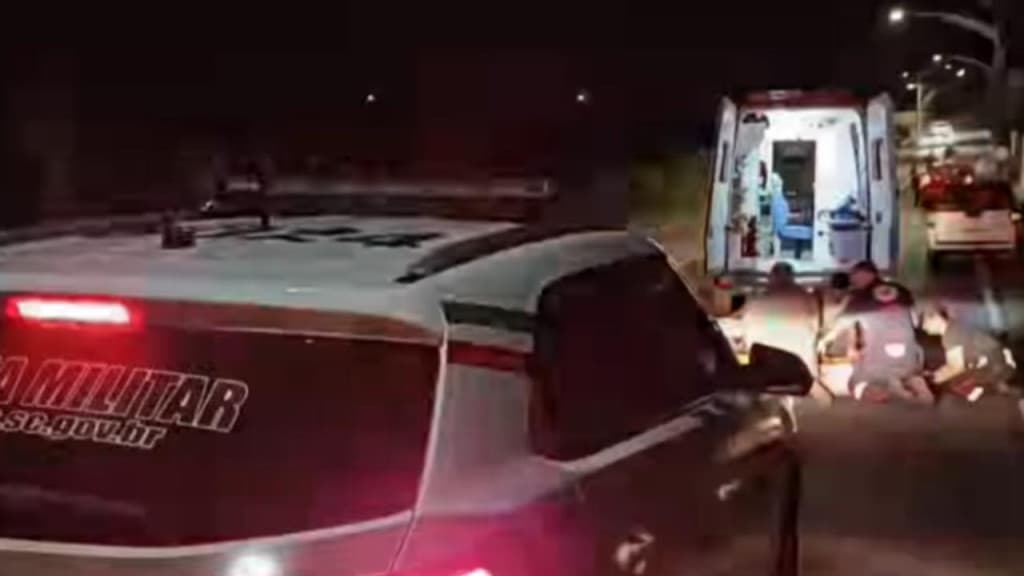 Motociclista fica gravemente ferida após colisão com carro, em Nova Trento
