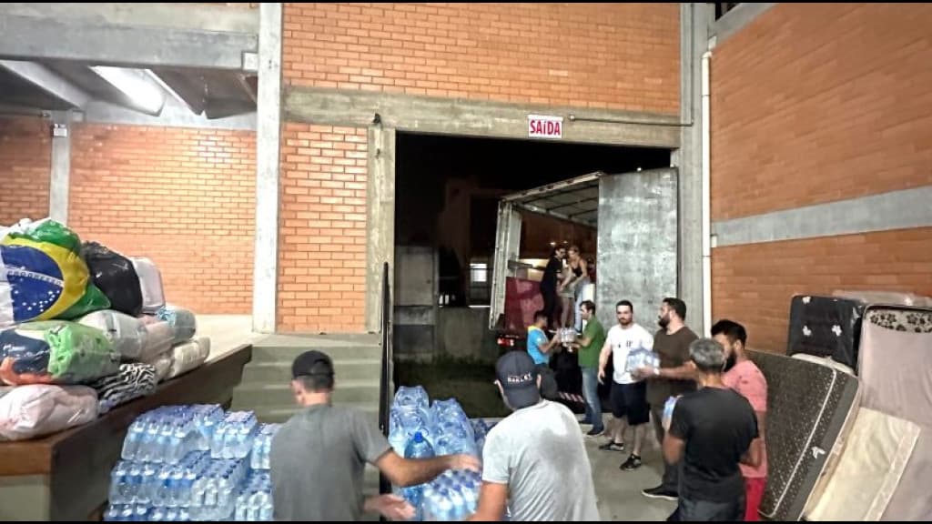 São João Batista envia 20 toneladas de doações para o Rio Grande do Sul