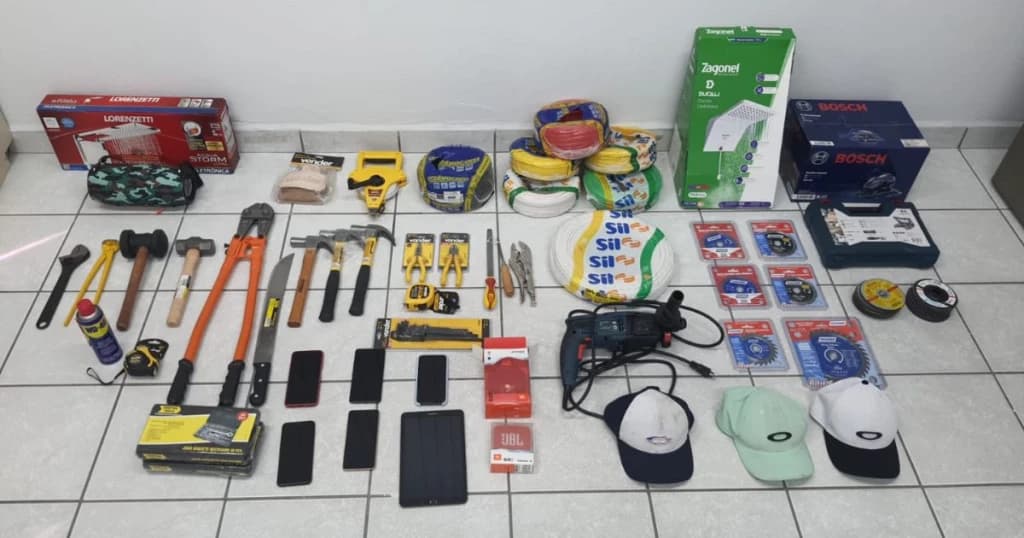 Bandidos que invadiram lojas em Porto Belo e Itapema são presos em Brusque