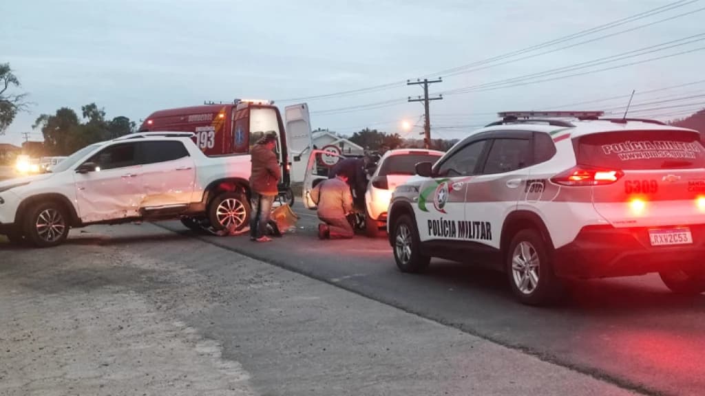 Acidente de trânsito deixa pessoa ferida em Canelinha