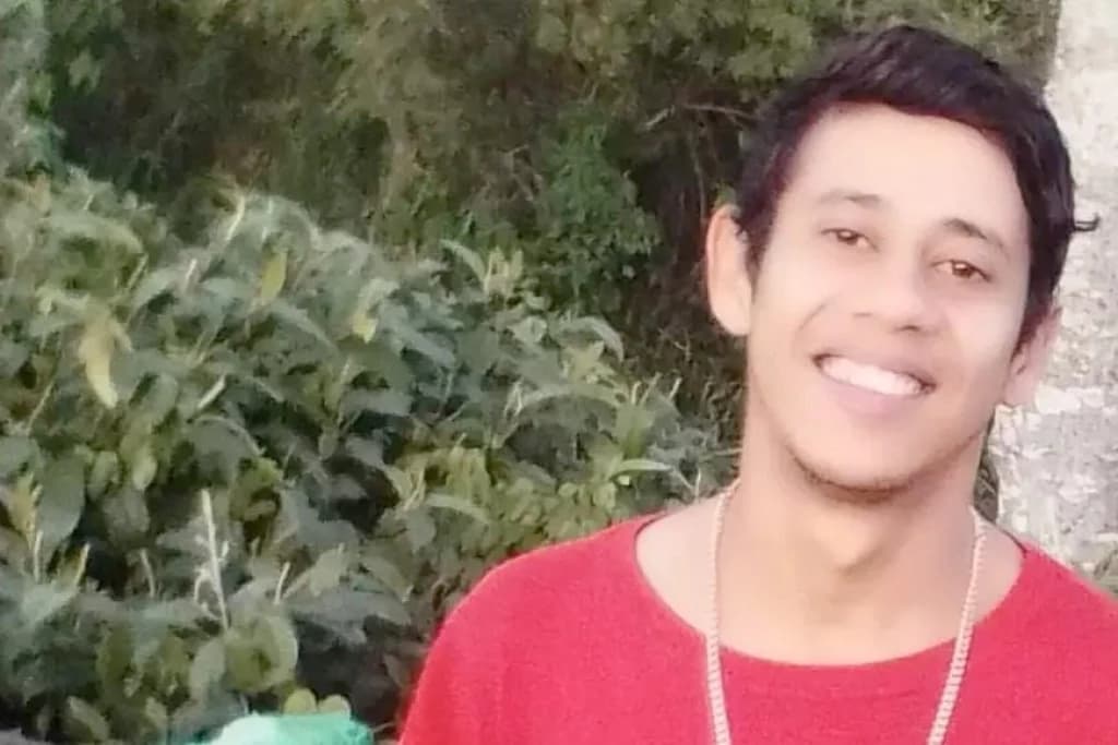 Jogador de futebol é morto a tiros em SC