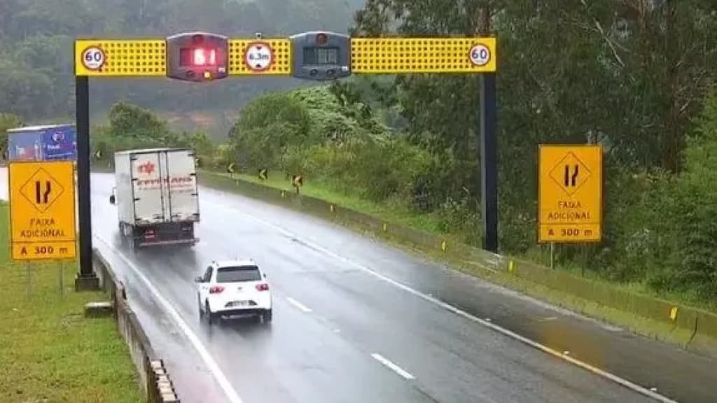 Reinstalação de radar causará bloqueio na BR-101 em Joinville