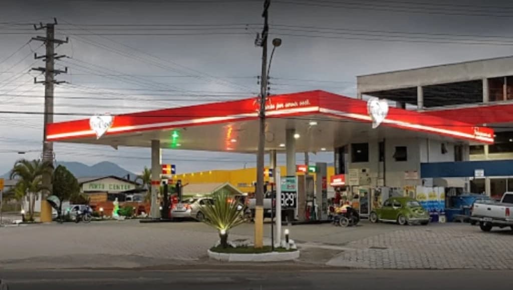 Gudang causa interdição do Posto Tio Ugo, em Porto Belo