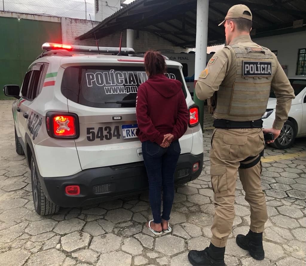 Criminosa foragida é presa em São João Batista
