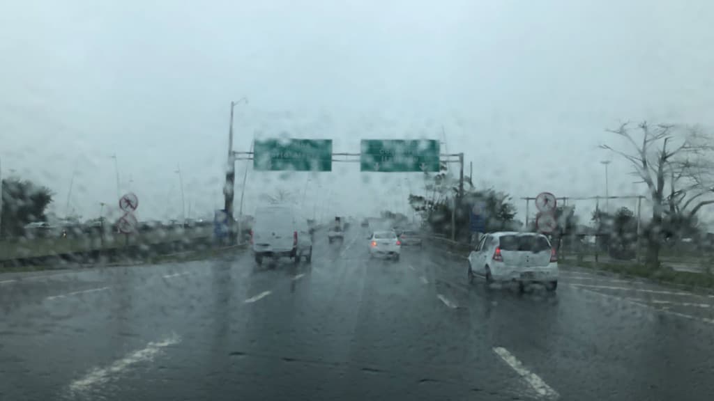 Santa Catarina enfrenta chuvas de até 100 mm nesta terça-feira (9)