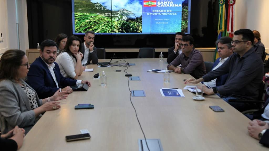 Santa Catarina busca atrair investimentos da gigante chinesa Shein