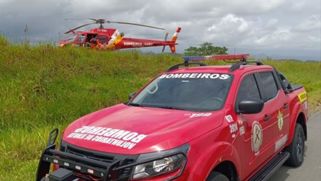 Idoso é salvo por bombeiros após sofrer parada cardíaca na BR-470