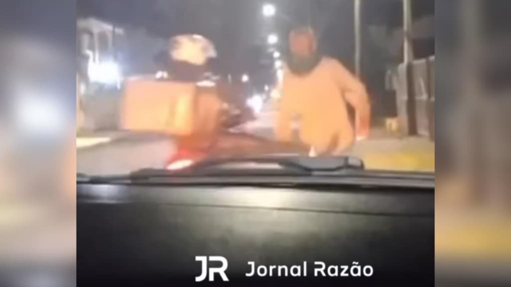 Motoboy pede desculpas após flagrante de agressão contra idoso viralizar nas redes sociais