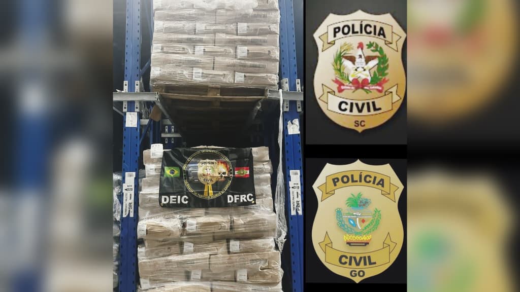 Polícia Civil recupera carga milionária de frango em Itajaí