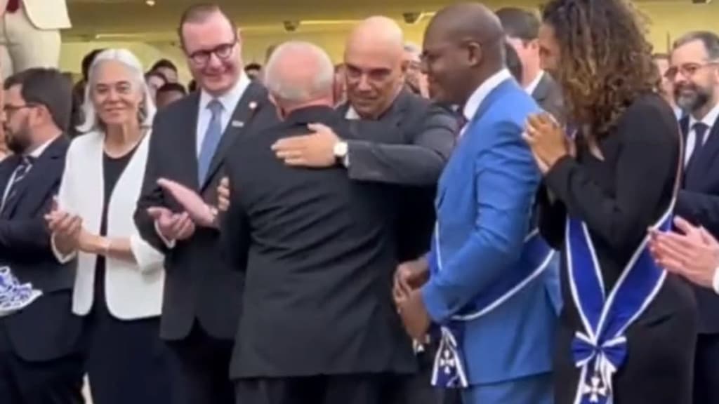 Lula concede o mais alto grau da Ordem do Rio Branco à Alexandre de Moraes, Zanin, Janja e outros