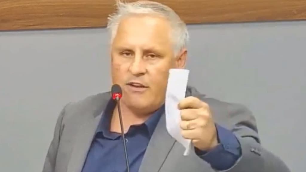 Em discurso forte, Maickon Sgrott dispara: “Tijucas não precisa de demagogia”