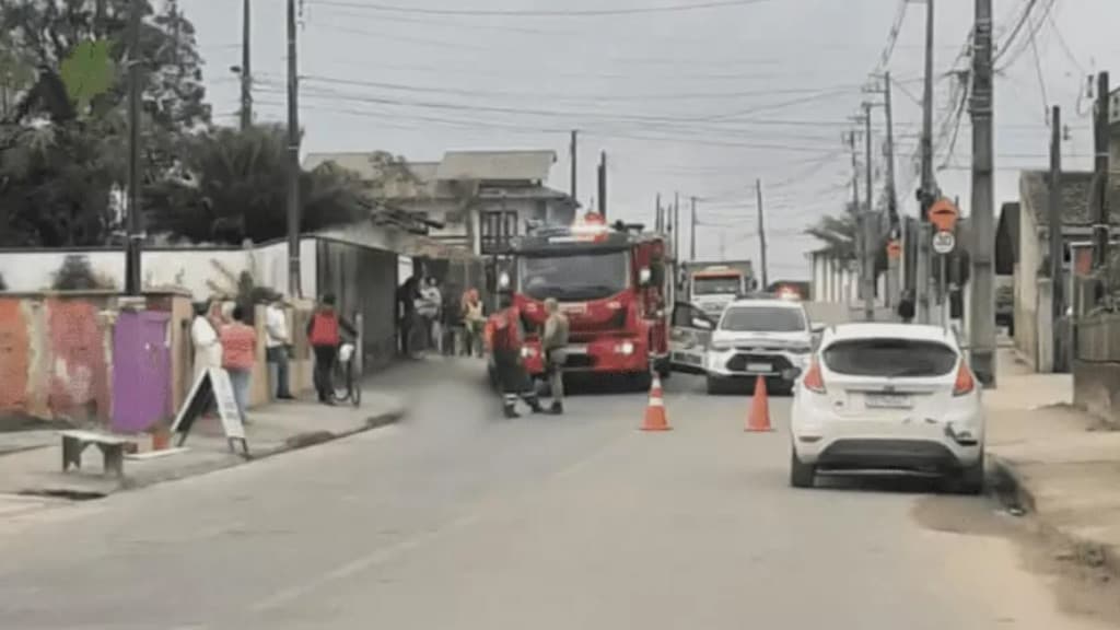Homem de 50 anos infarta com motocicleta em movimento e morre em Joinville
