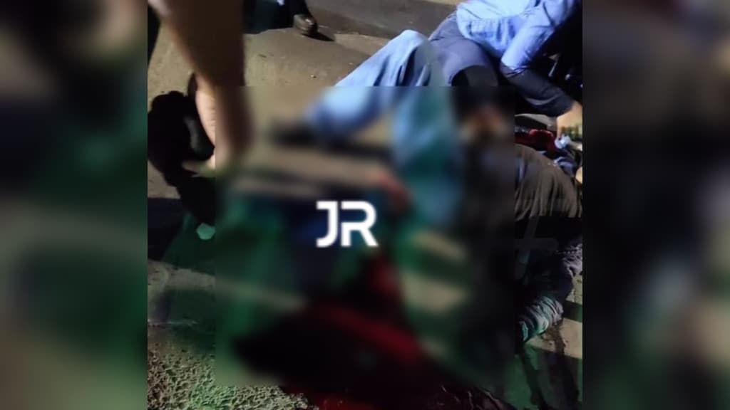 Motociclista tem fratura exposta em grave acidente na SC-443