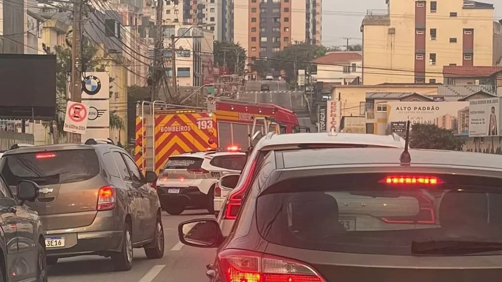 Motociclista morre após grave acidente em Florianópolis