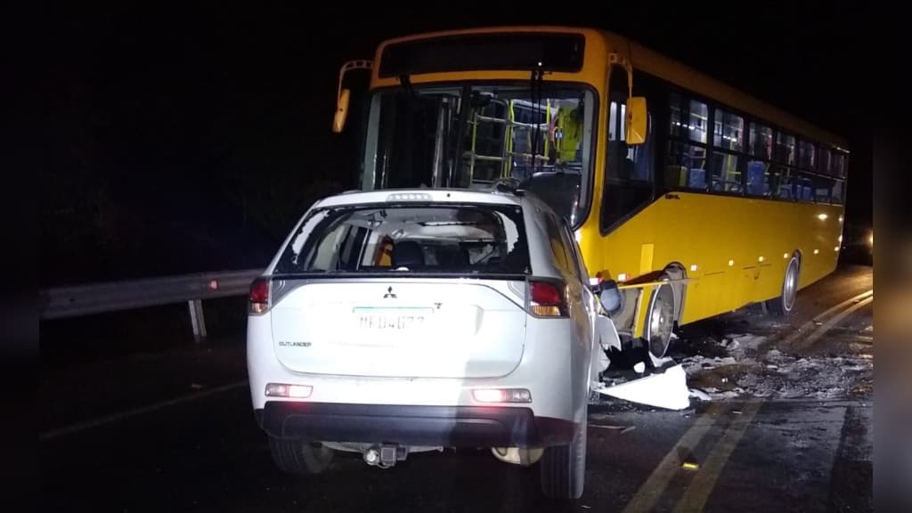 Acidente na SC-283 em Chapecó deixa motorista preso nas ferragens