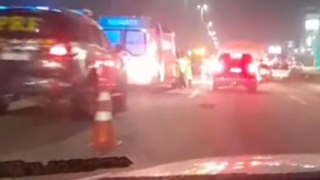 Motociclista morre após grave acidente na BR-101, em São José