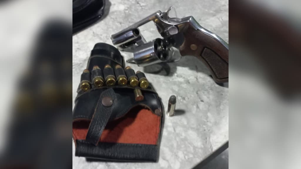 Bandidos são presos em diferentes operações em Camboriú