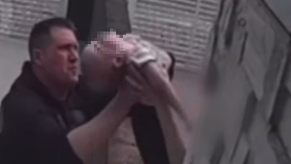 “Socorro! Me ajuda!”: policial de folga escuta gritos de desespero e salva a vida de bebê da vizinha