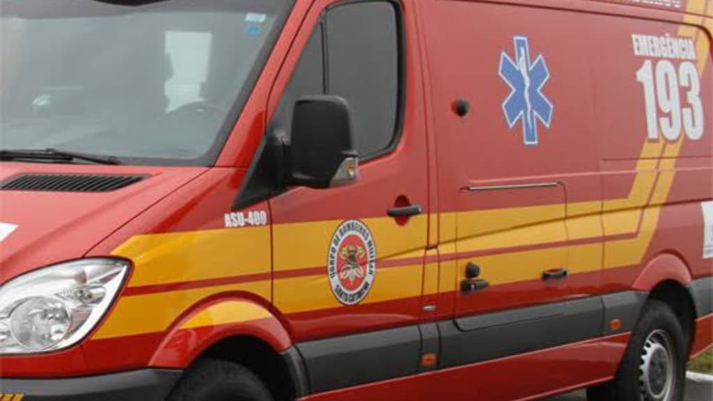 Idoso de 76 anos é atropelado em Blumenau