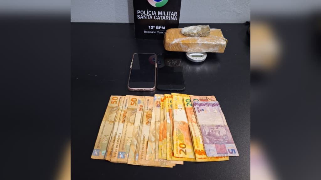 Casal é preso com drogas ao tentar subornar PM em Balneário Camboriú