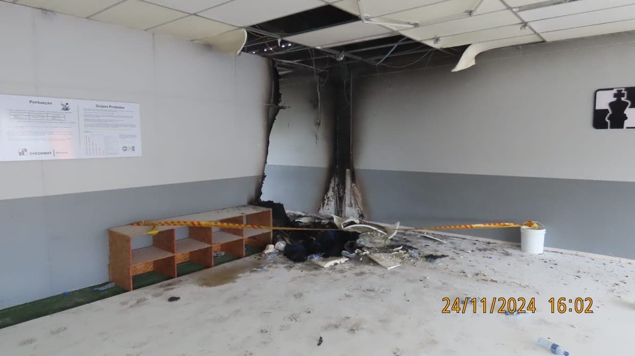 Ação rápida dos bombeiros evita tragédia em incêndio de academia em Blumenau