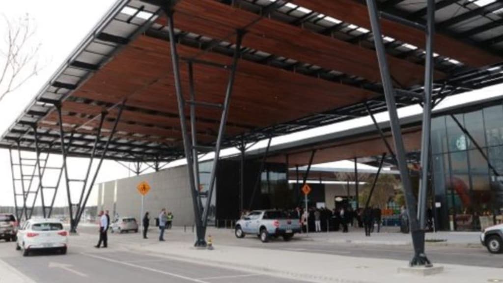 Nevoeiro segue prejudicando SC e obriga fechamento de aeroportos em Floripa e Navegantes