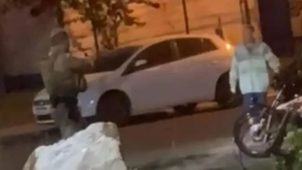 “Pode matar, eu tô aqui, ó”: armado com faca, indivíduo morre em confronto com a PMSC