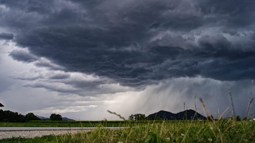 Ciclone extratropical promete temporais e frio abaixo de zero em Santa Catarina