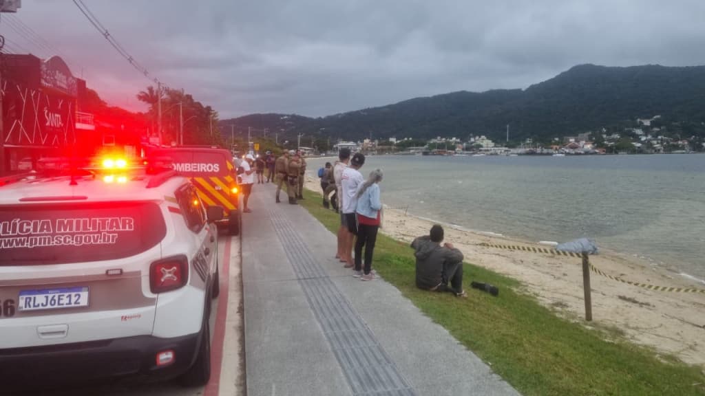 Homem morre afogado no dia do próprio aniversário em Florianópolis