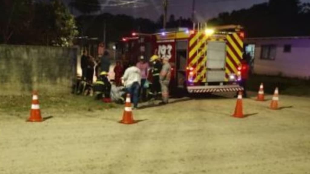 Motorista foge após atropelar criança de bicicleta