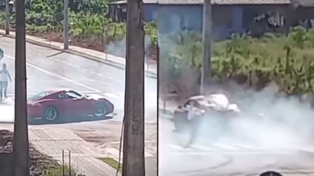 Motorista bate Porsche em poste durante “grau” em via pública