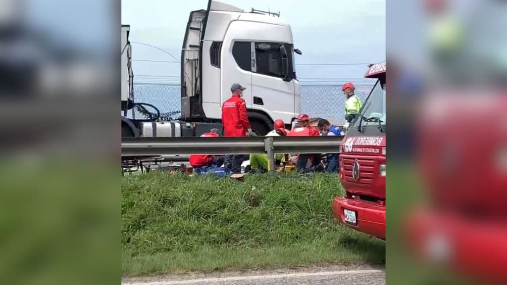 Homem morre após ser atropelado por caminhão na BR-101