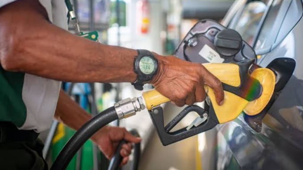 Gasolina atinge o maior preço do ano em Santa Catarina com média de R$ 6,26