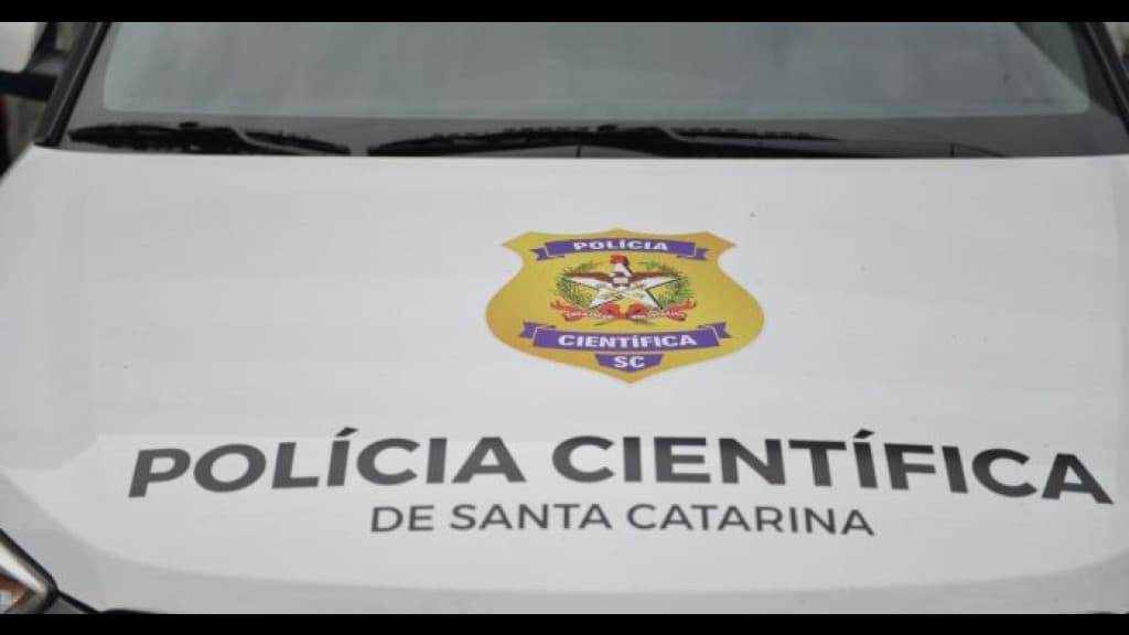 Acidente em Joinville deixa jovem de 21 anos morta na BR-101